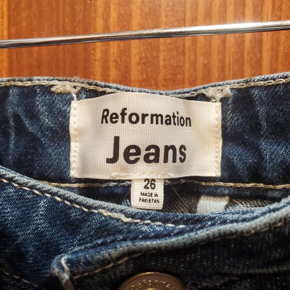 Like New Reformation Pamela Jeans, Size 26 - Picture 5 of 13